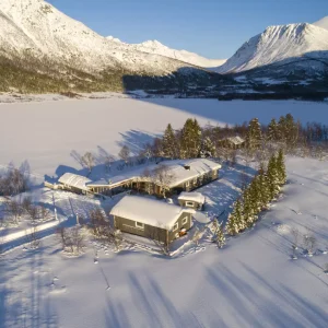 vesteralenlodge exterior (6)